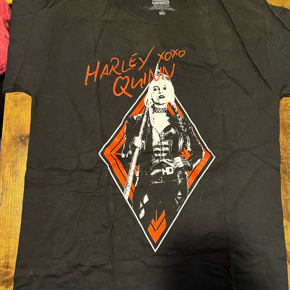 Suicide Squad Harley Quinn Tee. “Life Fast Die Clown” , never worn